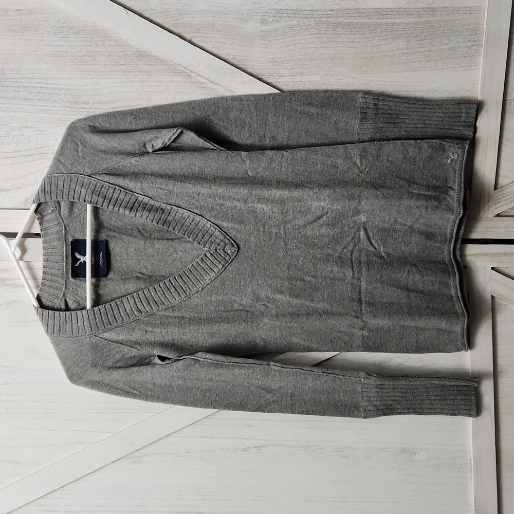 American Eagle Gray Sweater